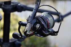 Feeder navijaky Black Viper Compact 845 Feeder navijaky Black Viper Compact 845