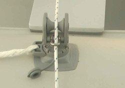 Kladka pre vedenie kotevnho / vyvzovacieho lana